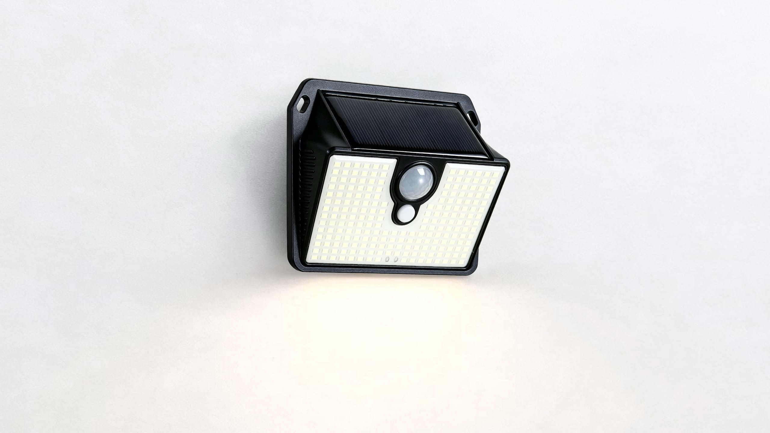 LUNQHAL SL015 Solar Wall Light
